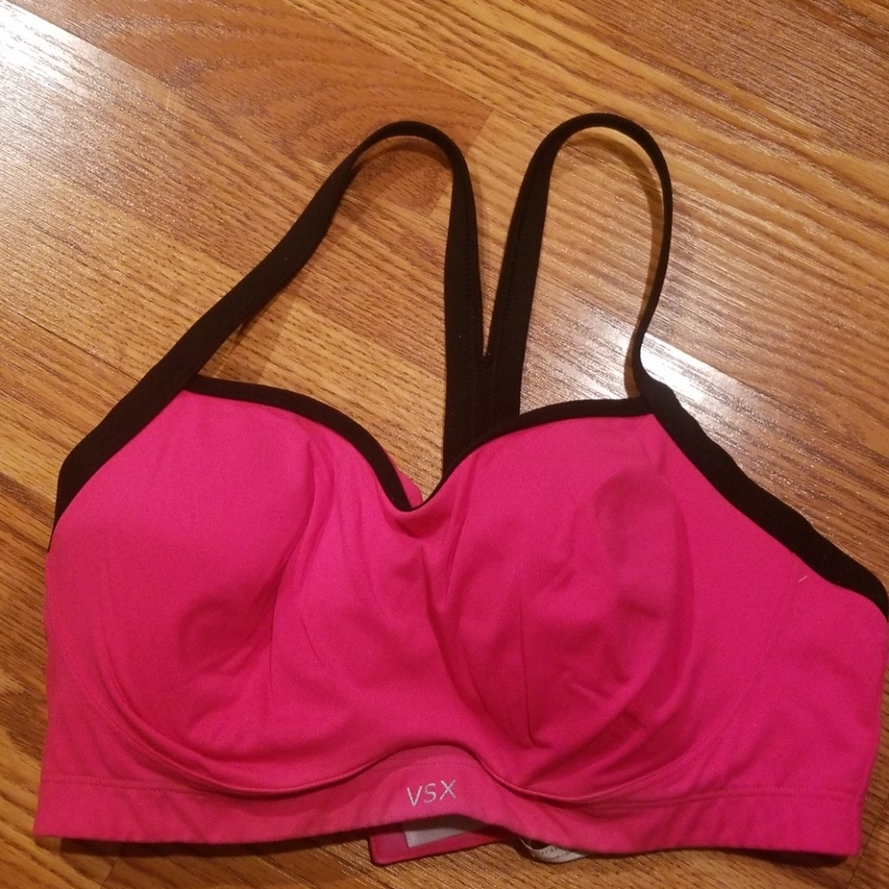 36D Victoria secret sports bra